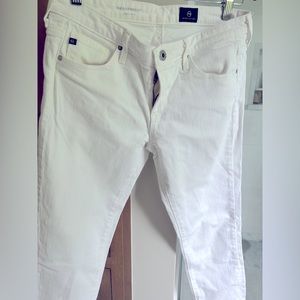 The Stilt Roll-Up from AG Jeans